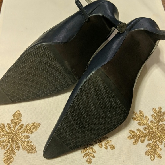 Women's shoes size 7M - Picture 2 of 4